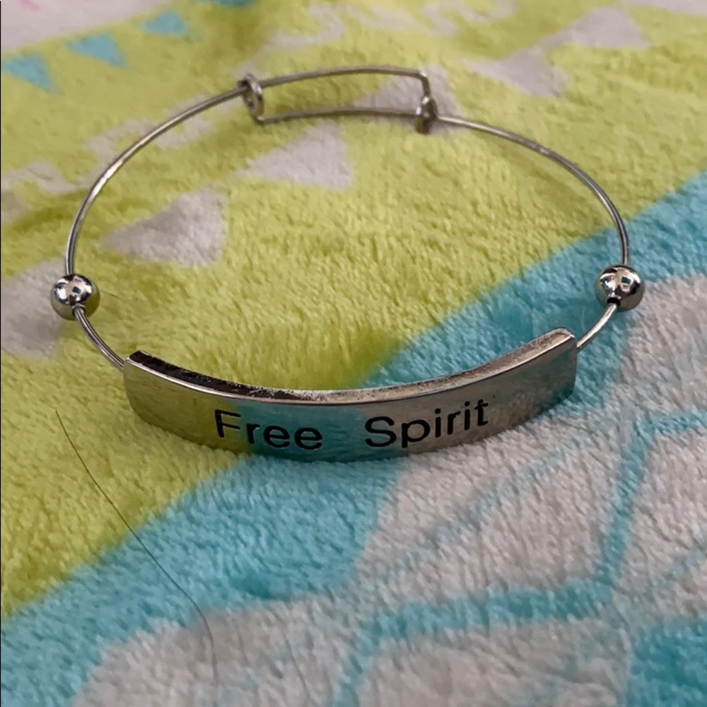 3 bracelets - Picture 3 of 4